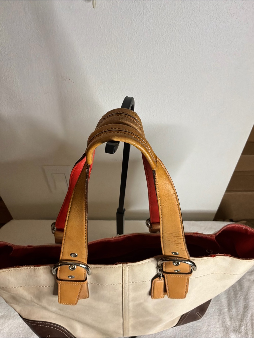 Vintage Y2K Coach Orange Leather Creed Patch Interior - Picture 4 of 7